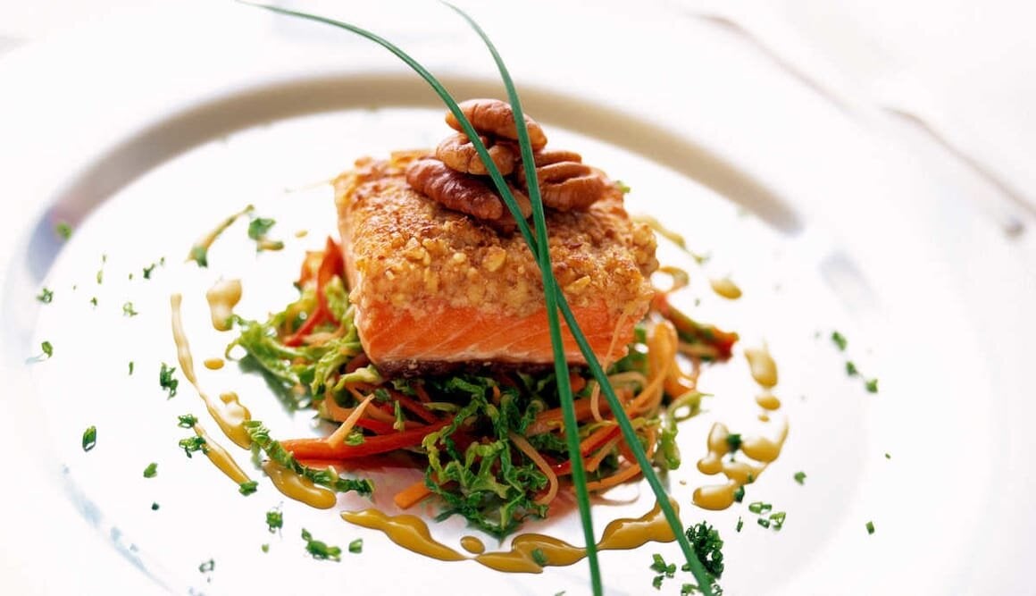 Trucha del Fiordo de Noruega con salsa de naranja y romero