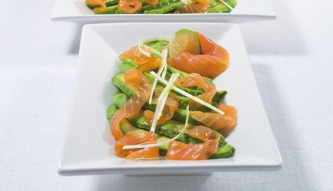 Salmón Noruego ahumado con aguacate
