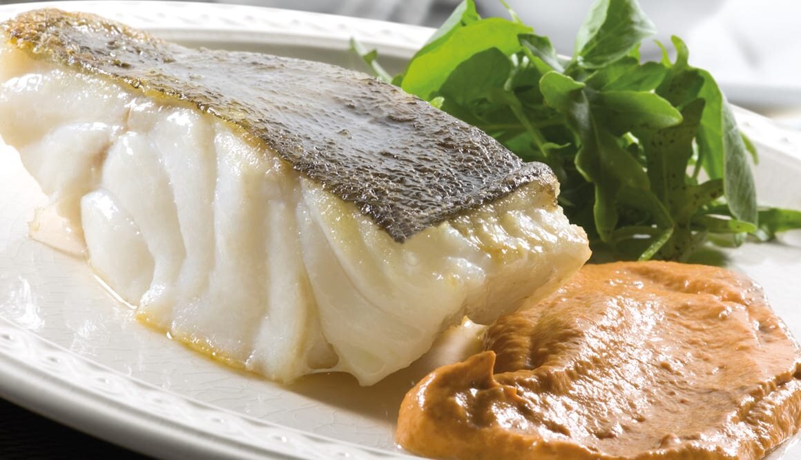 Bacalao Noruego fresco con salsa de escalivada