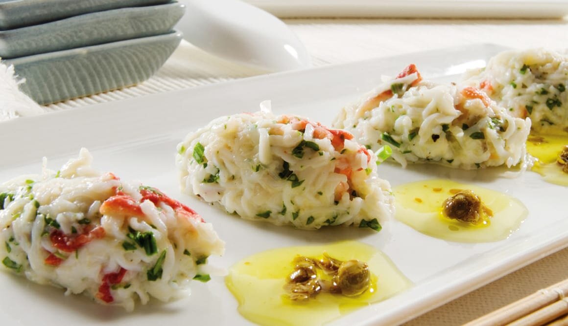 Bolitas de Cangrejo Rojo Real Noruego con vinagreta de alcaparras