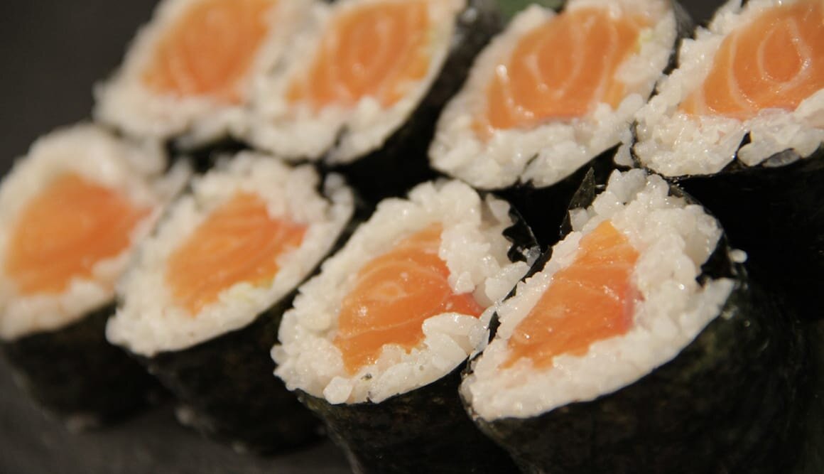 Makis de Salmón Noruego fresco by Sergio Fernández