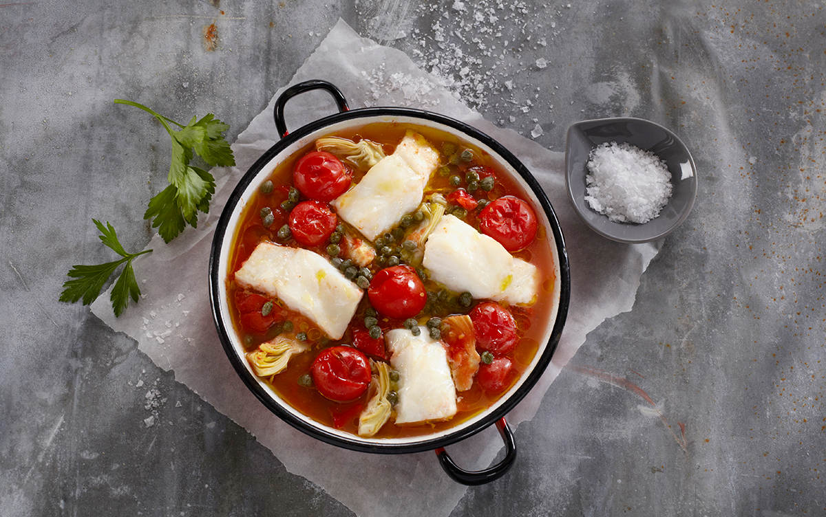 Skrei al horno con tomates