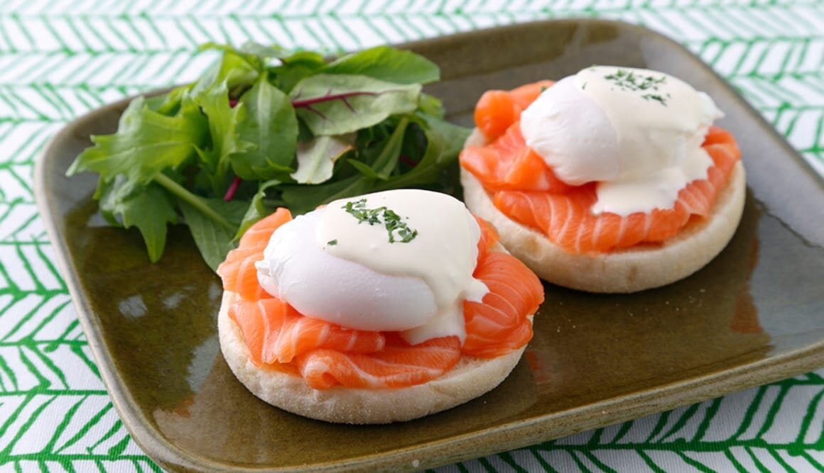 Huevos Benedictinos con Salmón Noruego fresco